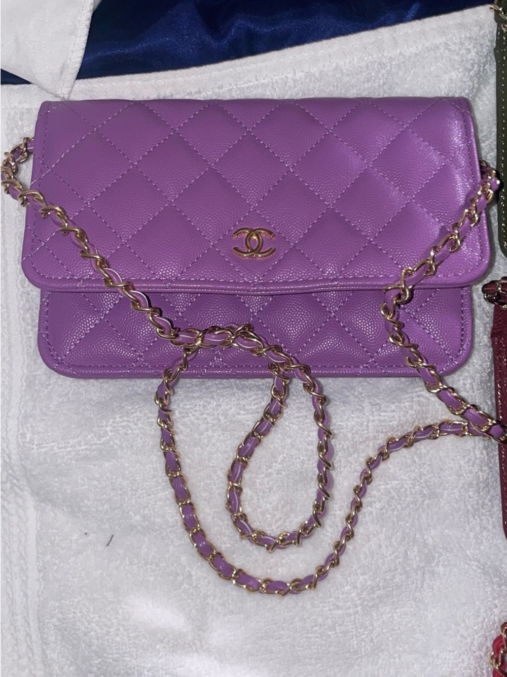 🥰 Chanel red green lavender silver Quilted Crossbody Bag wallet purse - Picture 2 of 12